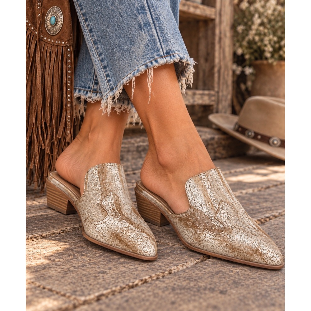 Hey Girl by Corkys Saloon Camel Metallic Distressed Western Mules Size 8